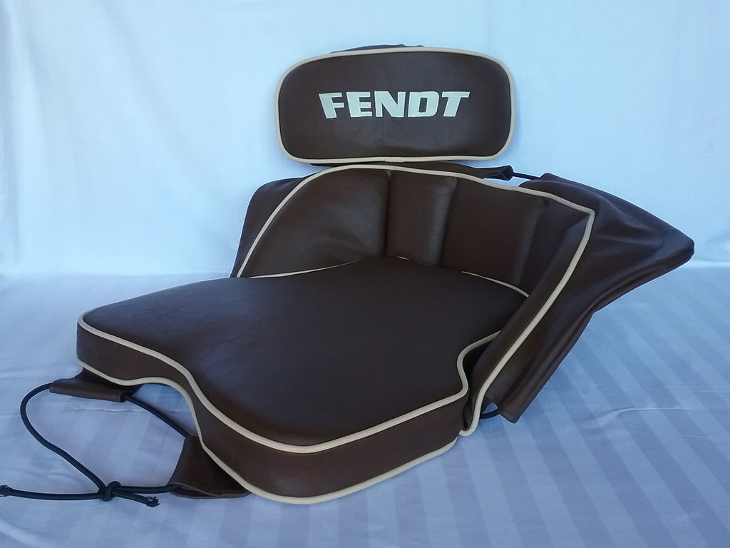 500407 Sitzkissen für Fendt Farmer GT Schlepper mit Fendt Bestickung